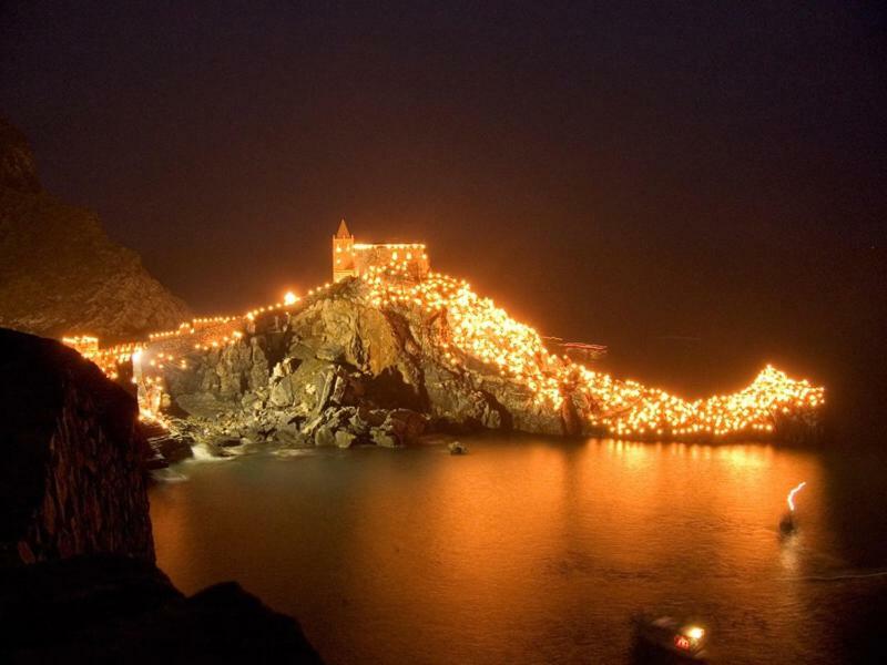 Гостевой дом Le Apuane Mezzana  Экстерьер фото